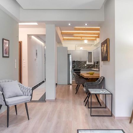 2 Bedroom Condo With Dream Balcony Атина Екстериор снимка