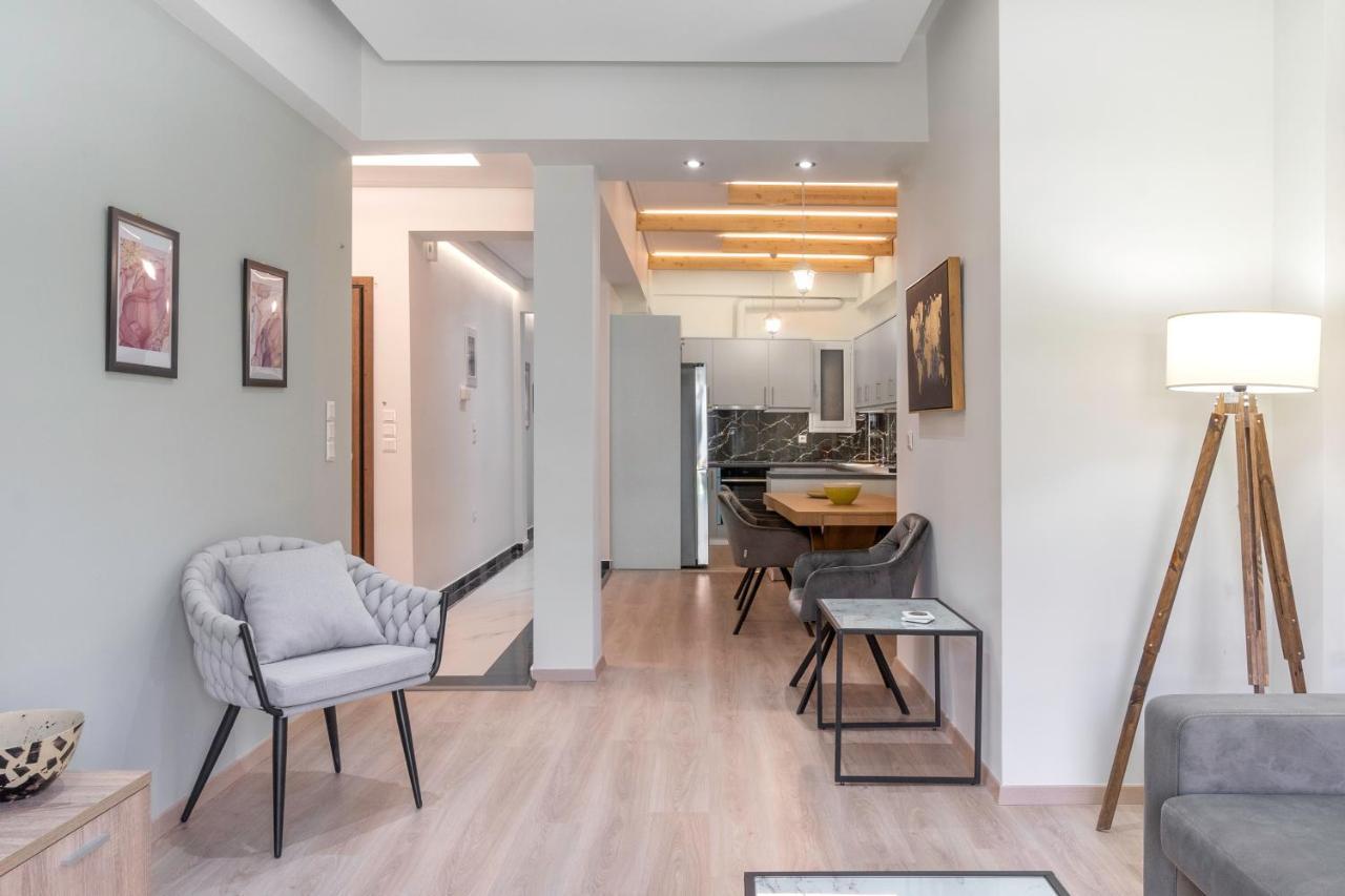 2 Bedroom Condo With Dream Balcony Атина Екстериор снимка