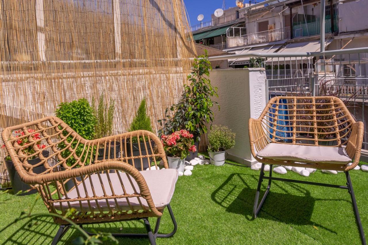 2 Bedroom Condo With Dream Balcony Атина Екстериор снимка