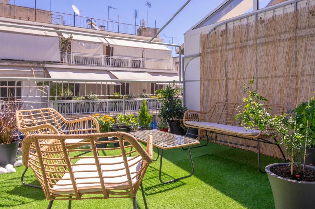2 Bedroom Condo With Dream Balcony Атина Екстериор снимка