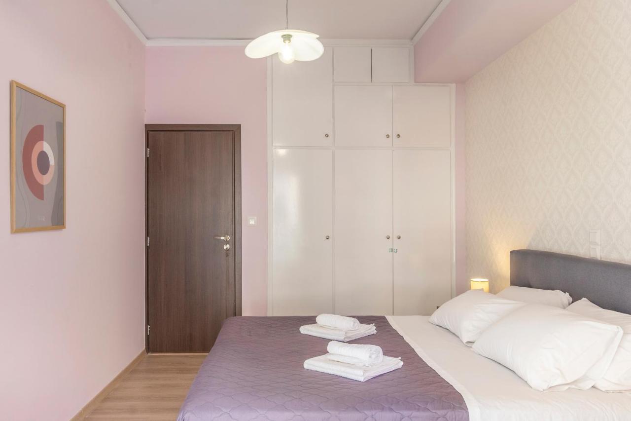 2 Bedroom Condo With Dream Balcony Атина Екстериор снимка